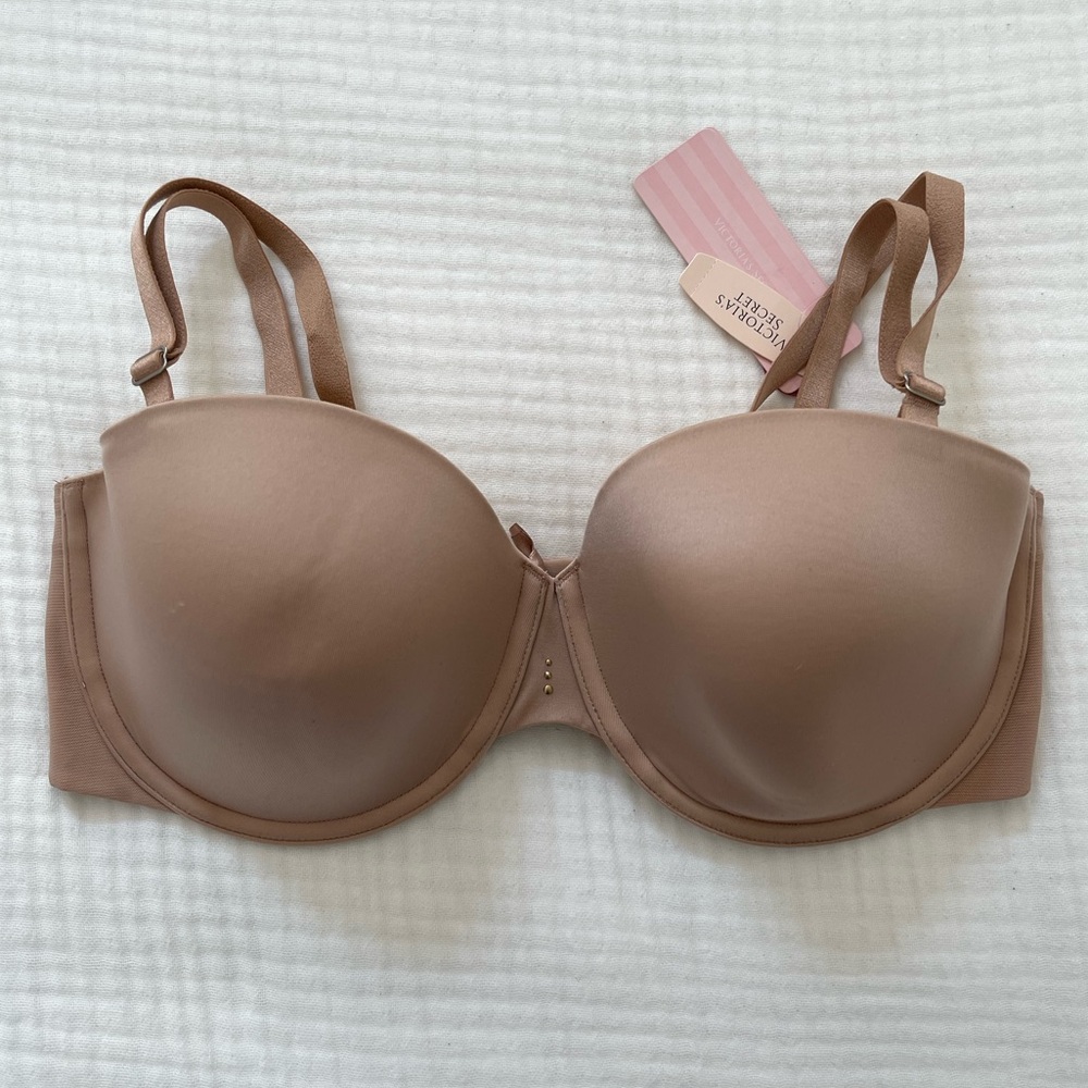 NWT Victoria’s Secret Biofit 7 Way Multi Way Bra